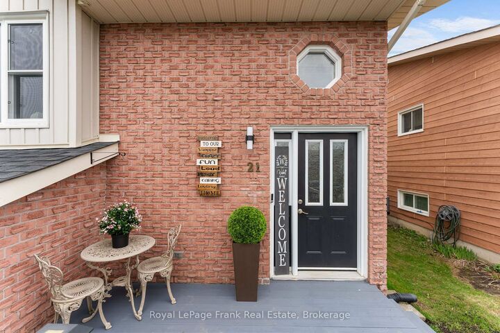 Property Photo:  21 Birch Crescent  ON K0M 1A0 