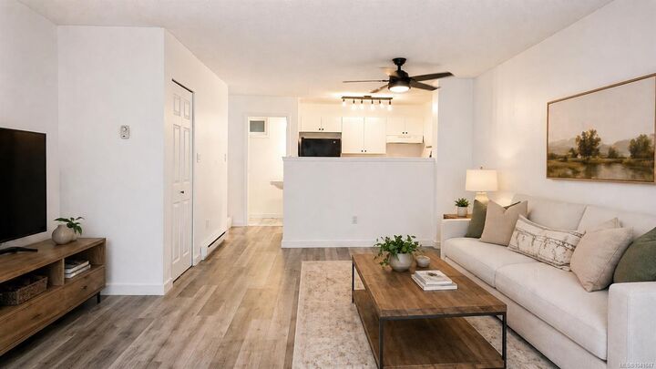 824 Island Hwy S #112 — photo 1
