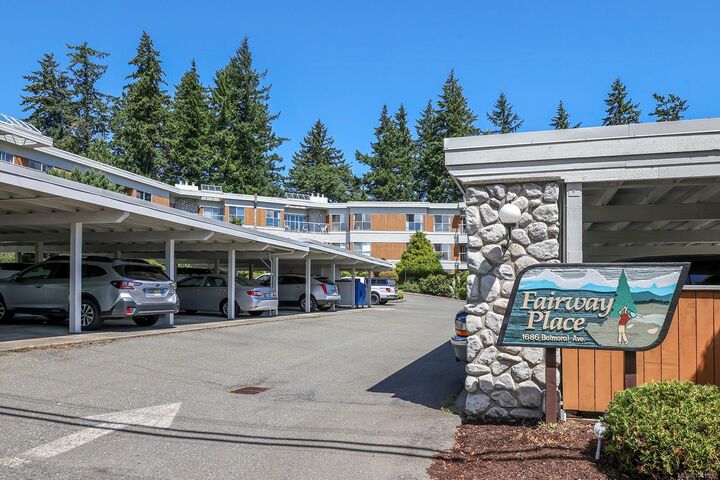 Property Photo:  1686 Balmoral Ave #206  BC V9M 2N1 