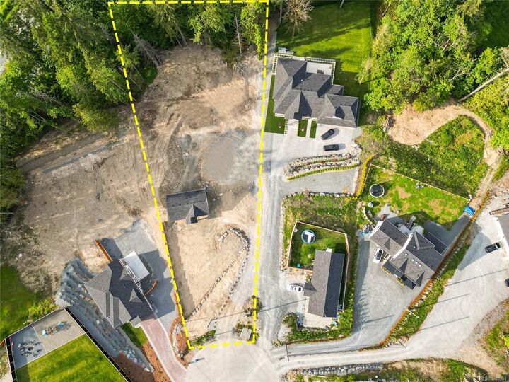 Property Photo: Lot 10 Sheldrake Pl BC V0R 2P2
