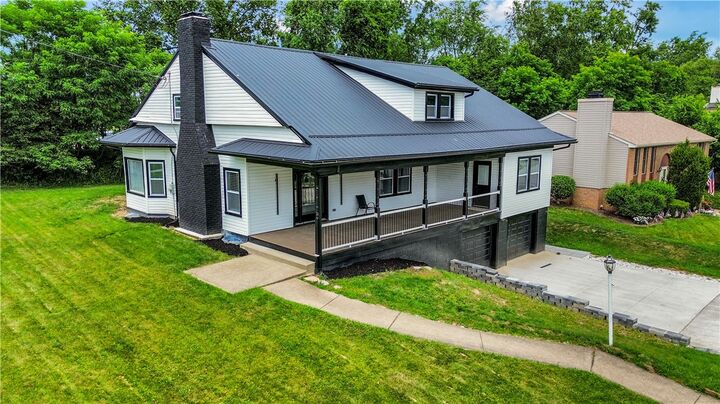 Property Photo:  101 Carrington Ct  PA 15146 