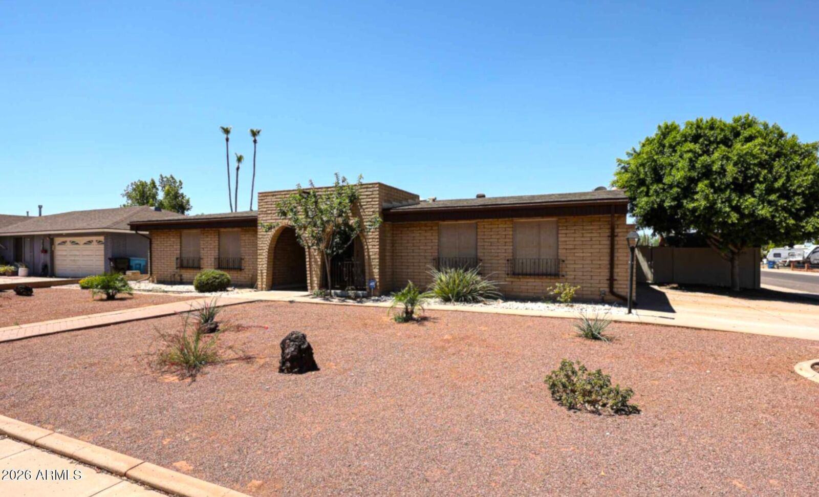 Property Photo: 4135 W Beryl Avenue AZ 85051