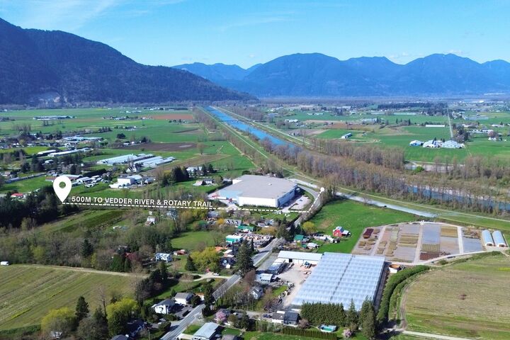 Property Photo:  41725 Hare Avenue  BC V2R 5E9 