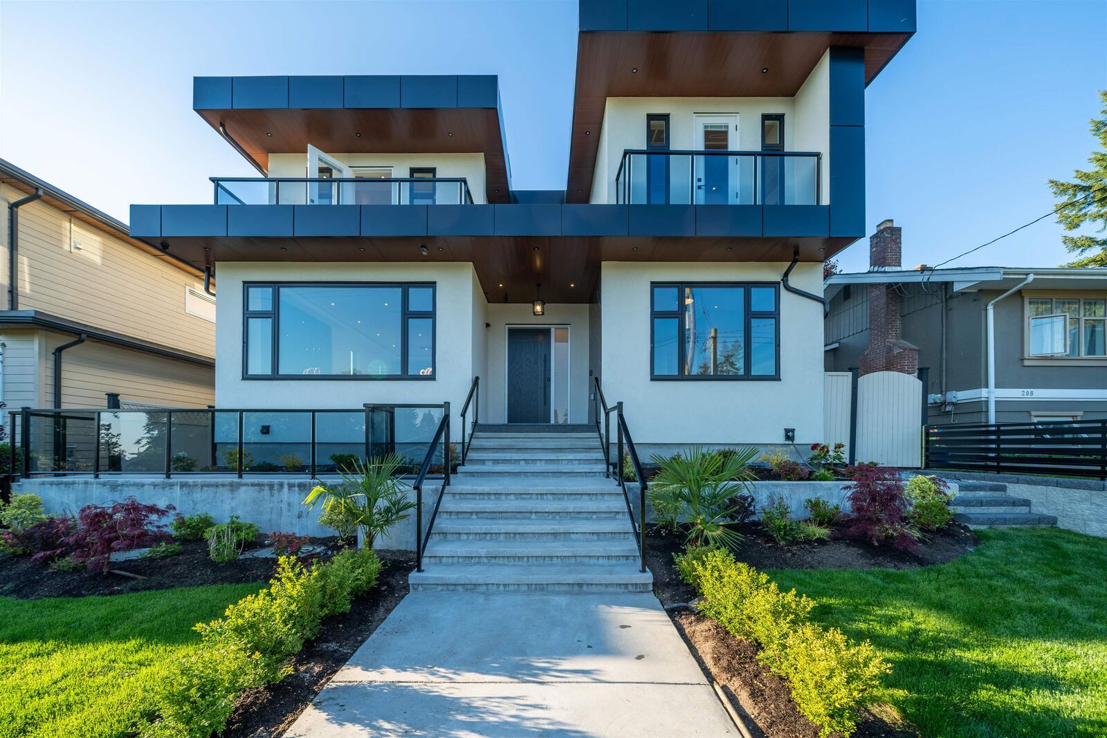 Property Photo: 214 W 24th Street BC V7M 2C4