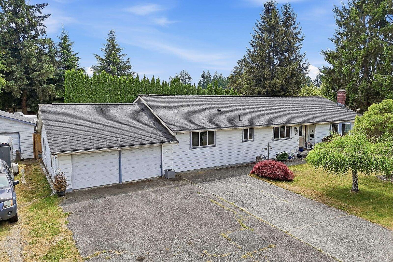 Property Photo:  19660 35A Avenue  BC V3A 7C9 