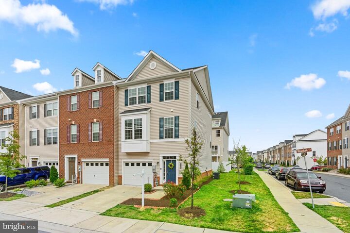 Property Photo: 7720 Rearden Court MD 21075