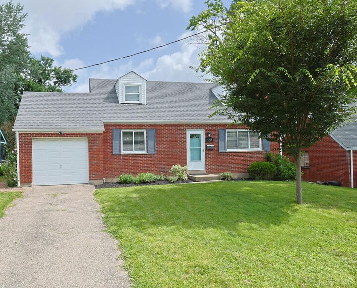 Property Photo: 4564 Ellman Avenue OH 45242