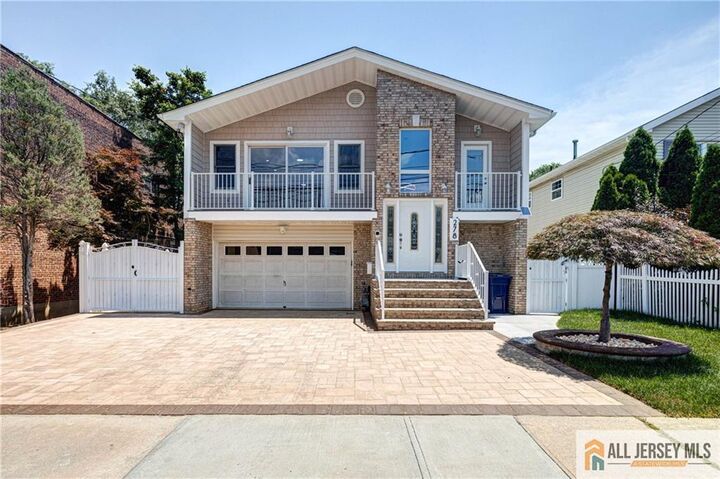 Property Photo:  278 Rector Street  NJ 08861 