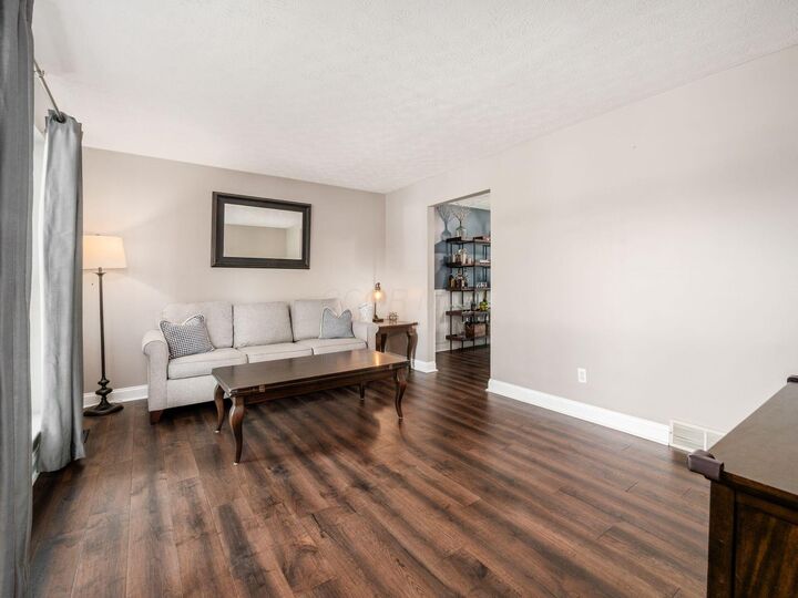Property Photo: 8748 Winnetka Court OH 43065
