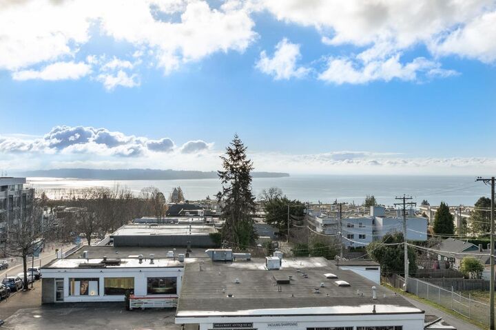 Property Photo:  1441 Johnston Road 408  BC V4B 3Z4 