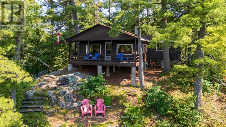 Property Photo: 509 Horseshoe Lake Wa (Bear Lane) ON P2A 2W8