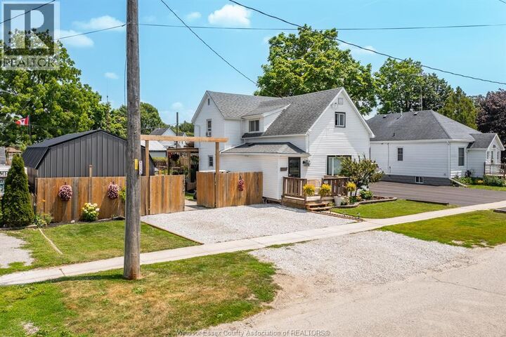 Property Photo:  31 Forhan Street  ON N8A 3S4 