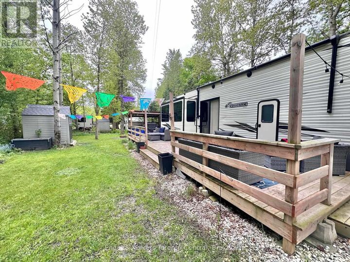 Property Photo: 7489 Sideroad 5. East H 28 ON N0G 2L0