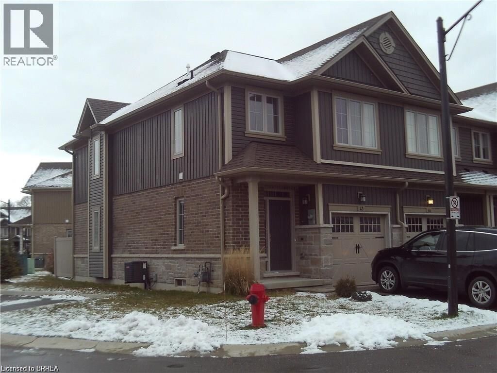 Property Photo: 80 Willow Street 43 ON N3L 0C6