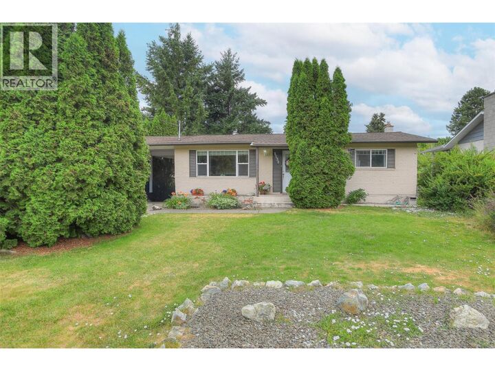 Property Photo: 1530 Friesen Road BC V1X 4X6