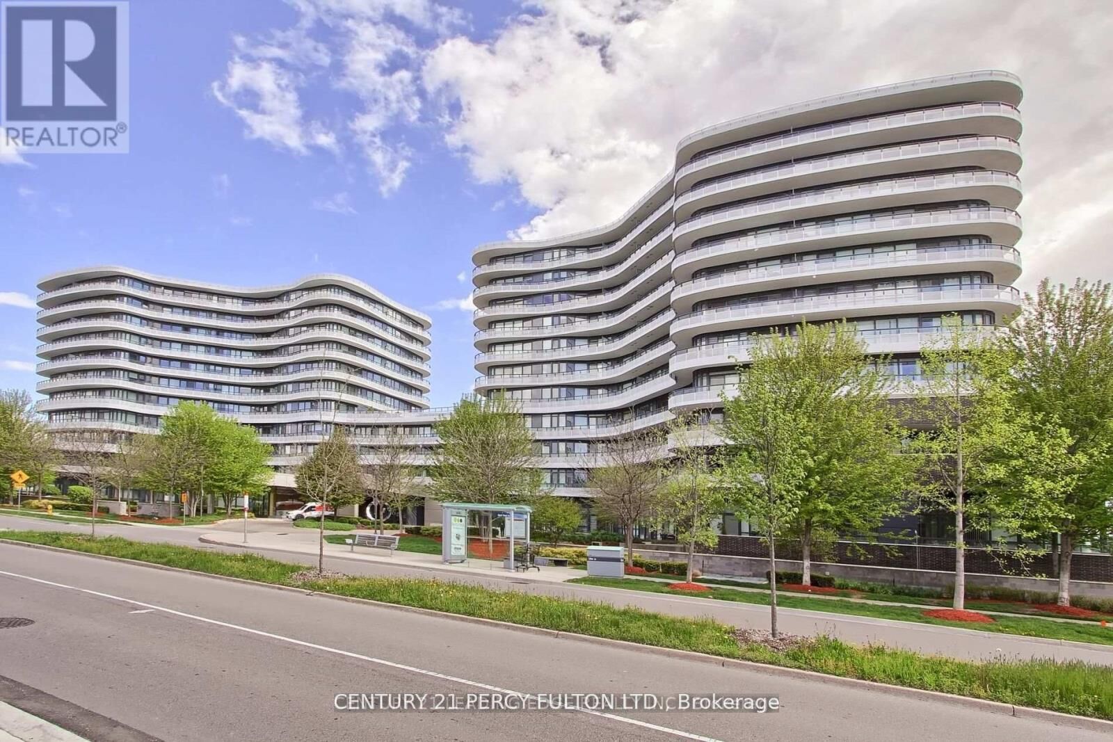 Property Photo: 99 The Donway West 601 ON M3C 0G1
