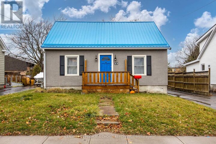 Property Photo:  22 Parker Street  ON K8P 1C8 
