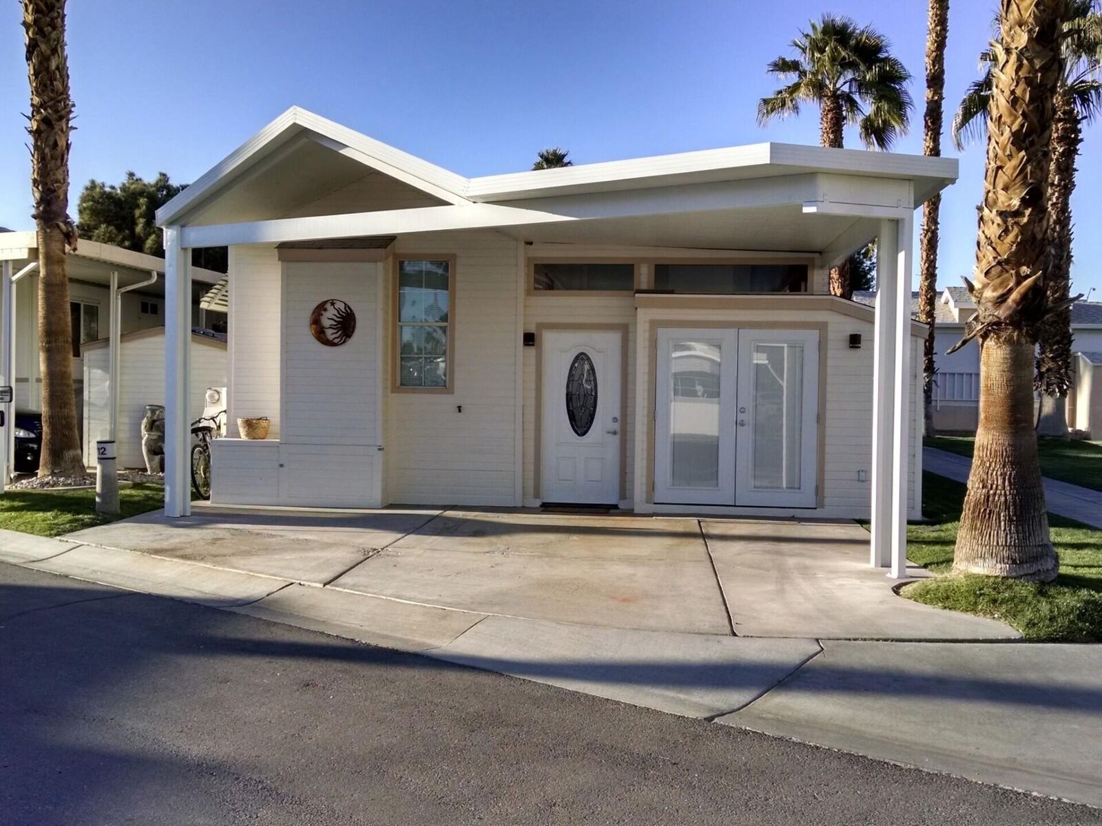 Property Photo: 84136 Avenue 44, #712 CA 92203