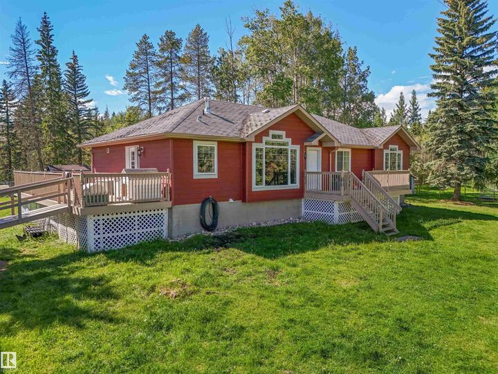 Property Photo: 7017 Twp Road 514 AB T0E 2H0