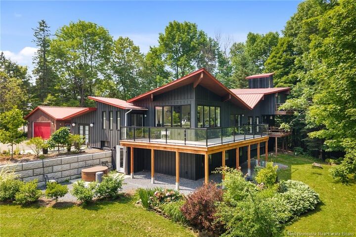 Property Photo:  329 Riverview Drive  NB E7L 3N1 