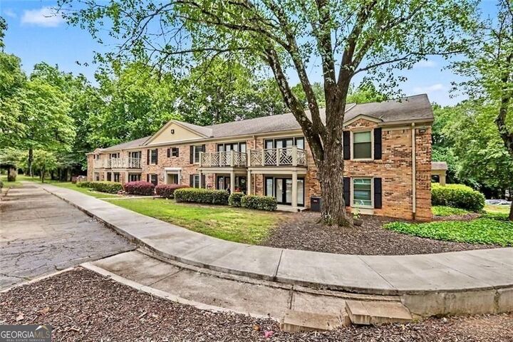 Property Photo:  3650 Ashford Dunwoody Road NE 428  GA 30319 
