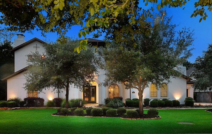 Property Photo:  105 Larkhaven Drive  TX 77316 