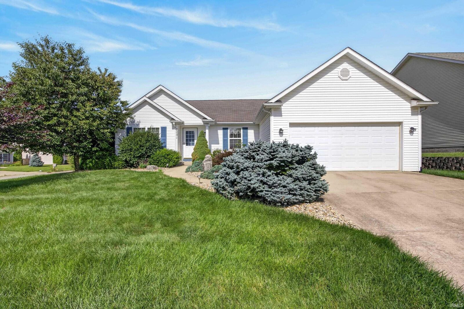 Property Photo: 3031 N Cantlin Drive IN 47404-1395