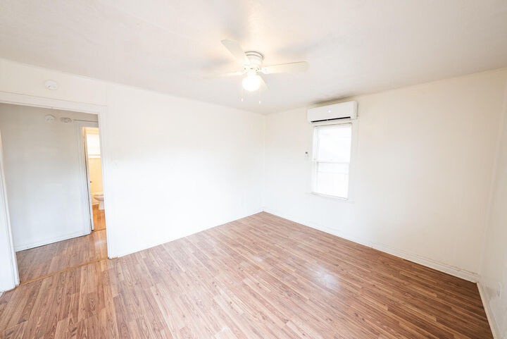 Property Photo: 114 Avenue V TX 79415