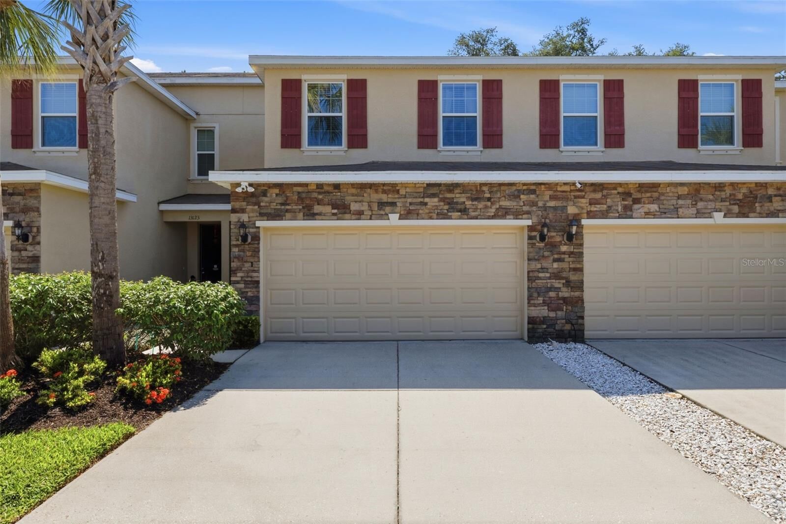 Property Photo:  13121 Canopy Creek Drive  FL 33625 