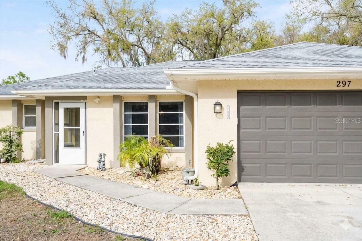 Property Photo: 297 Flamingo Boulevard FL 33954