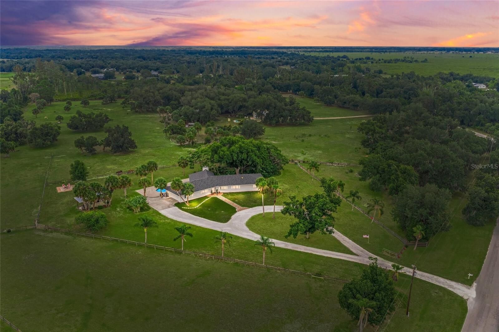 Property Photo:  5240 Myakka Valley Trail  FL 34241 