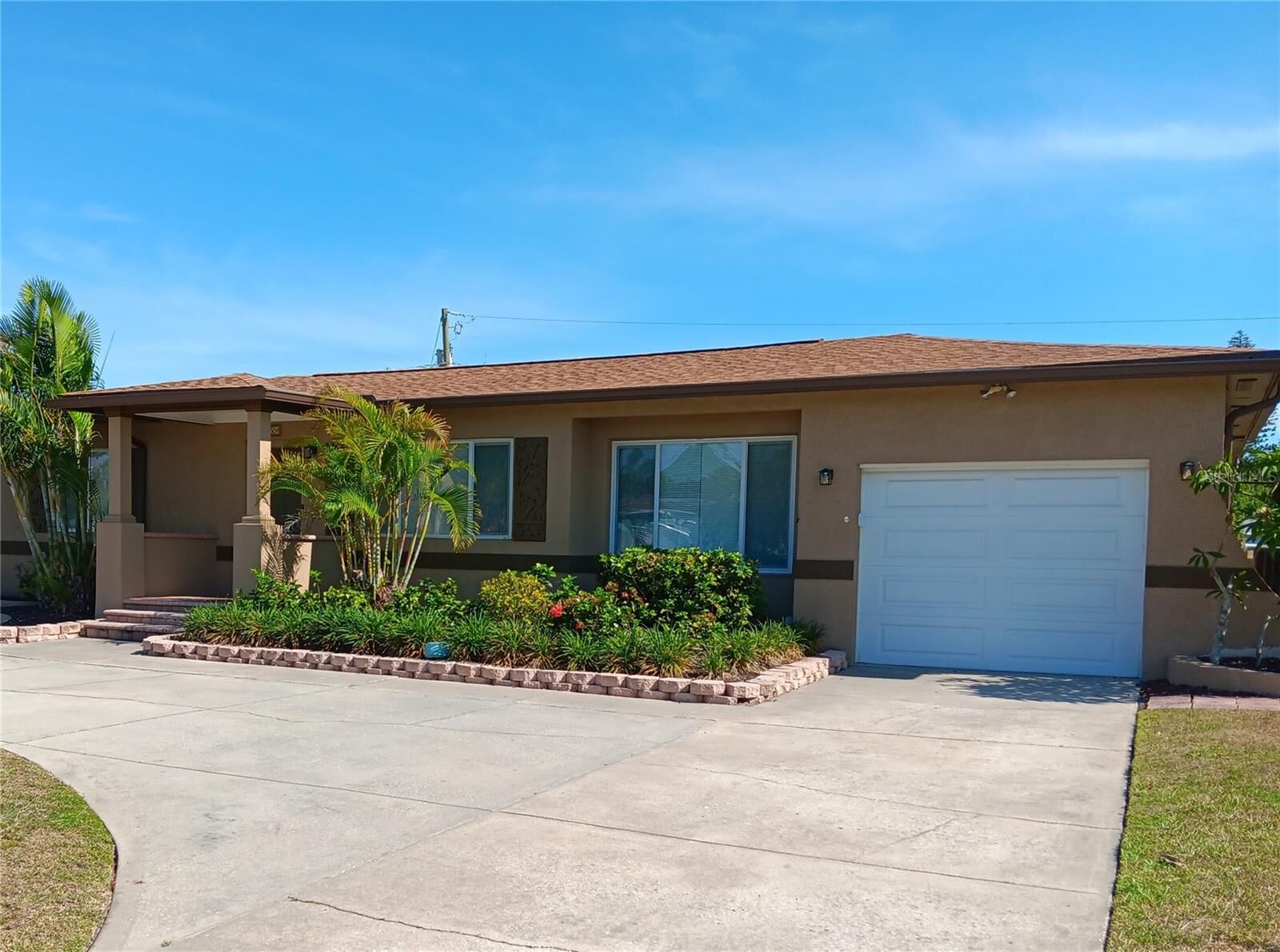 Property Photo: 4864 Lake Charles Drive N FL 33709