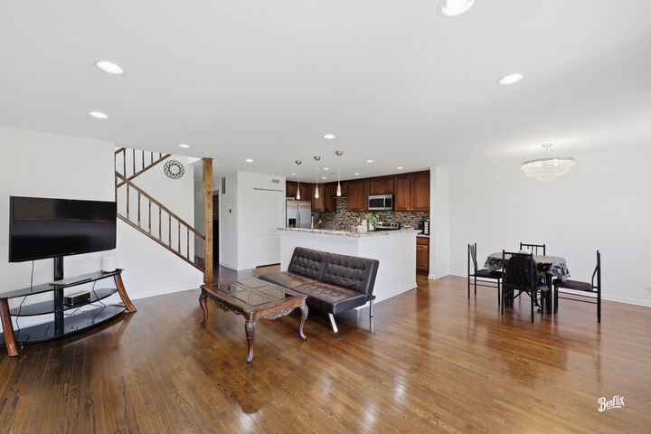 Property Photo:  686 Mallard Lane  IL 60015 