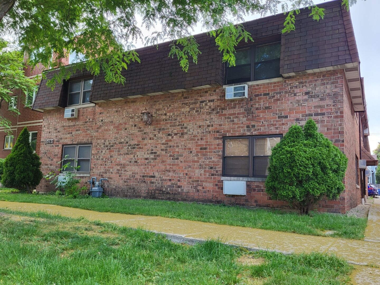 Property Photo:  313 Elgin Avenue 203  IL 60130 
