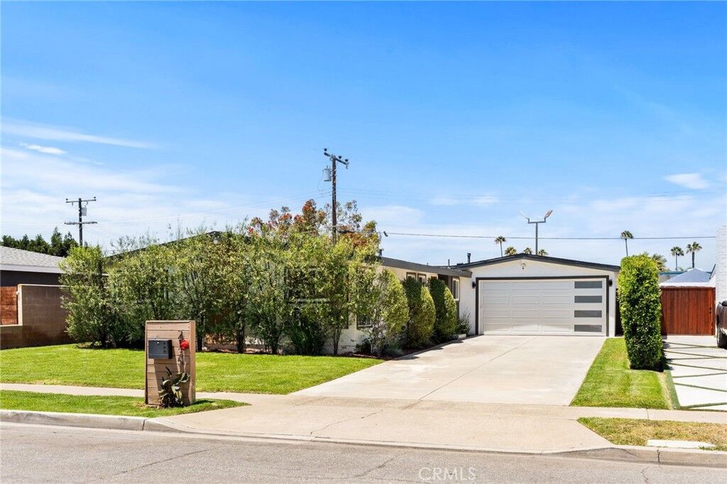 Property Photo:  2135 Parsons Street  CA 92627 
