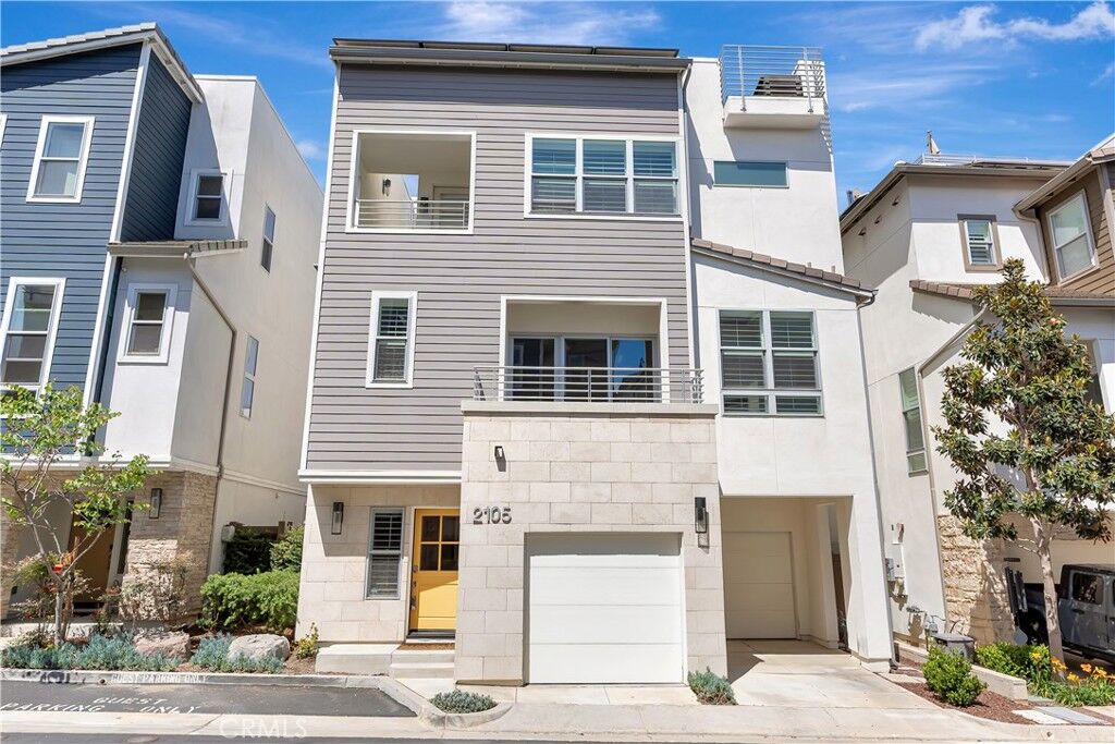Property Photo: 2105 Two Harbors Circle CA 92627