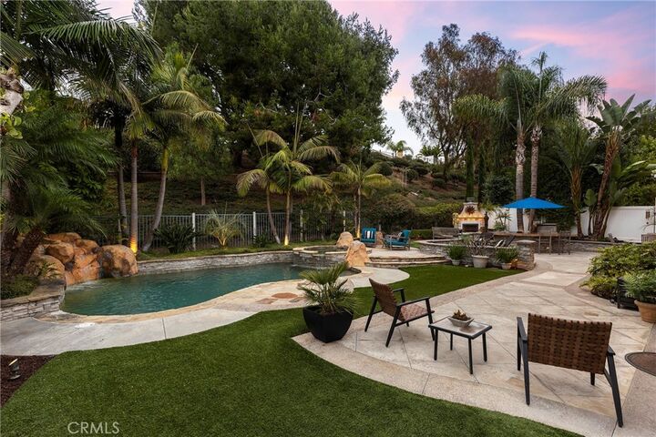 Property Photo: 2911 Carta Taza CA 92673