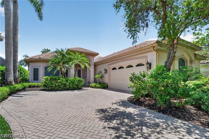 Property Photo: 5278 Kensington High Street FL 34105