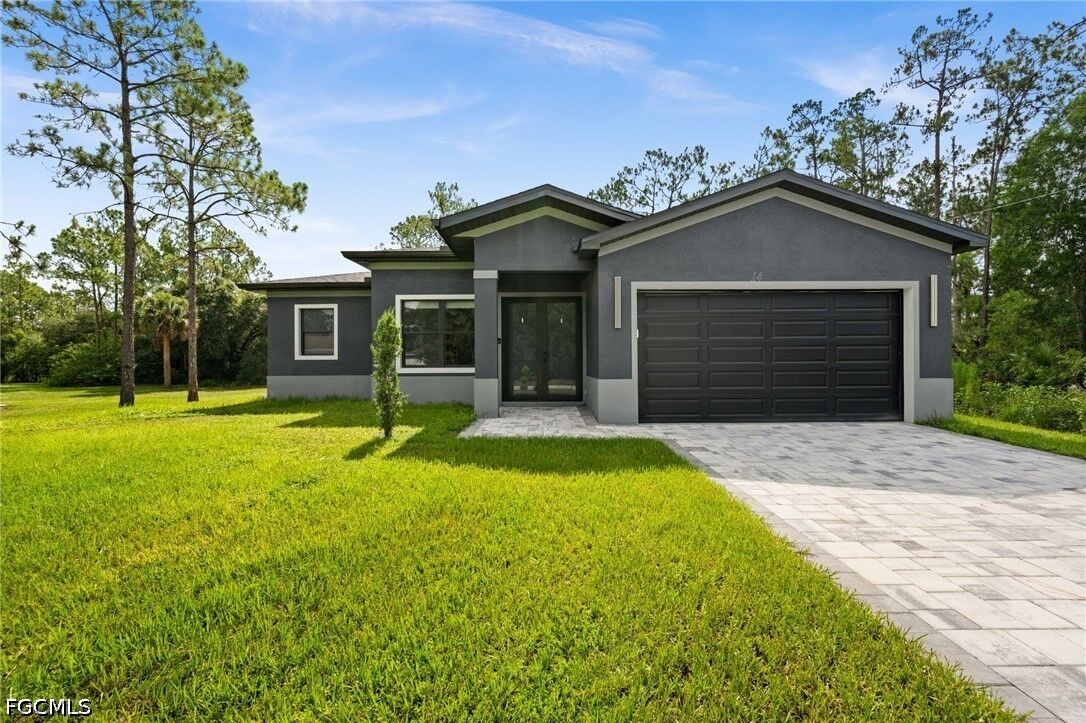 Property Photo: 14 Truman Avenue FL 33936