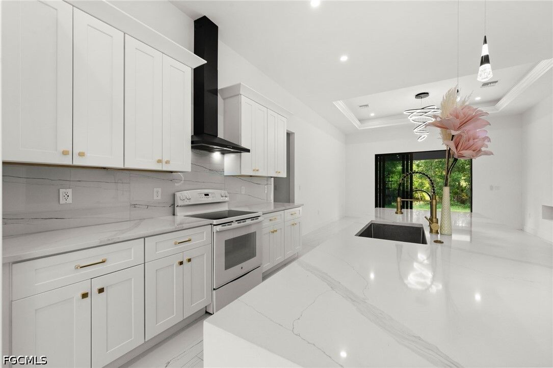 Property Photo:  14 Truman Avenue  FL 33936 