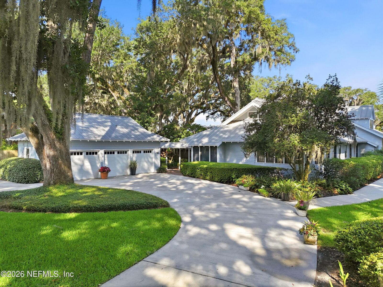 Property Photo:  4002 McGirts Boulevard  FL 32210 