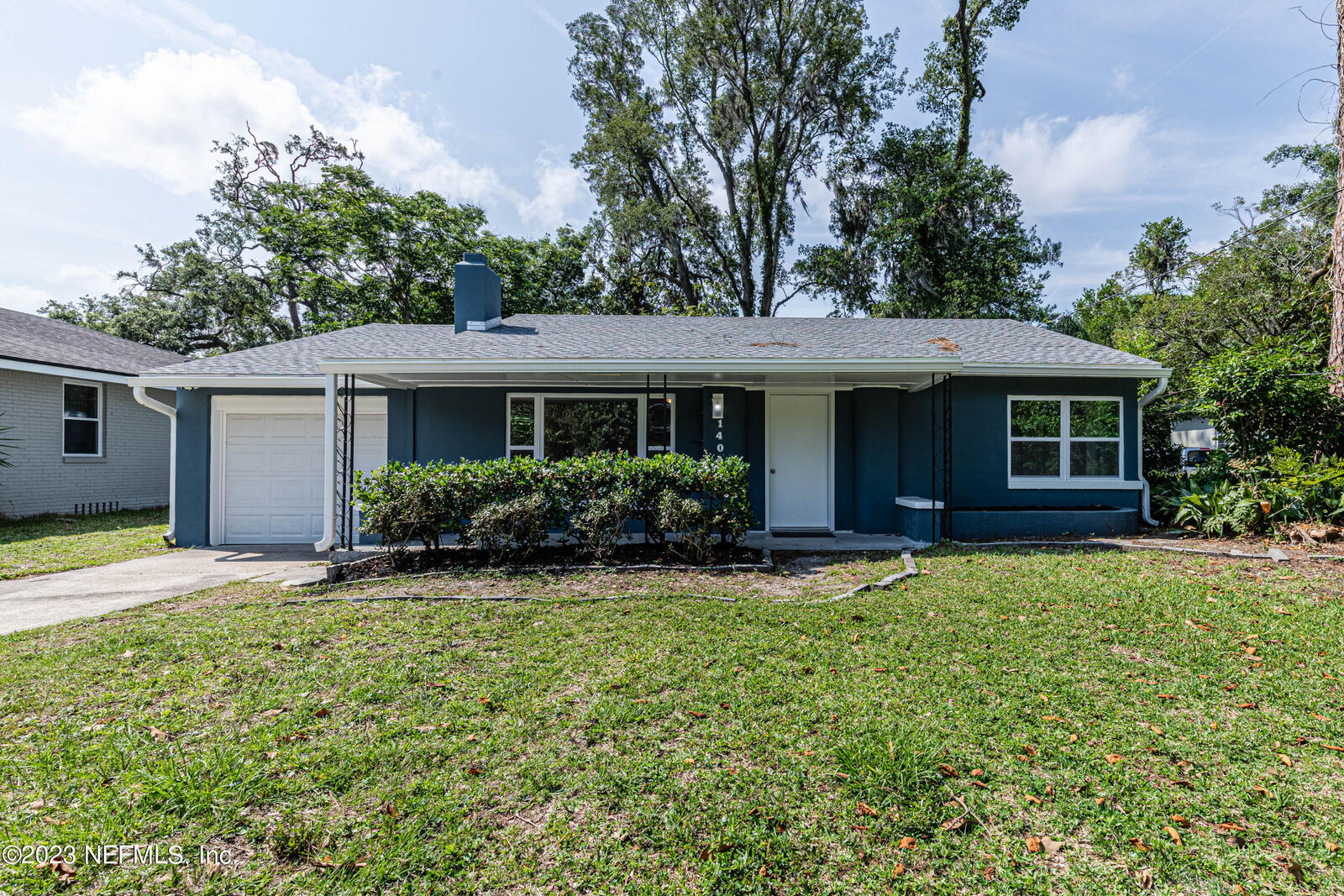 Property Photo:  1404 Jean Court  FL 32207 