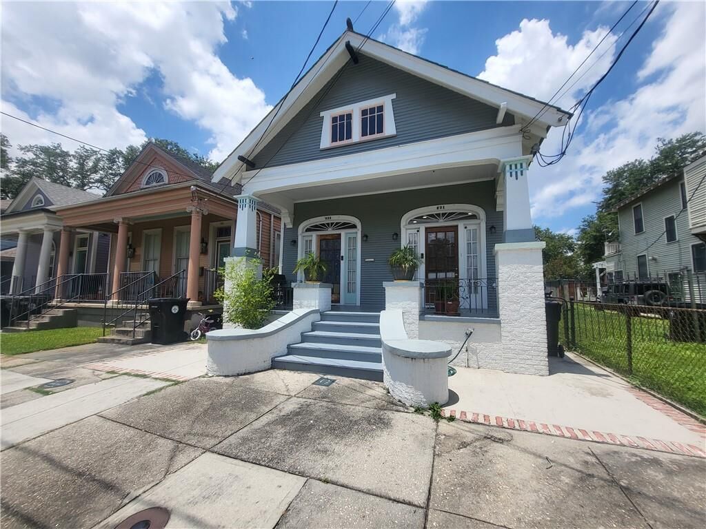Property Photo:  621 Elmira Avenue  LA 70114 