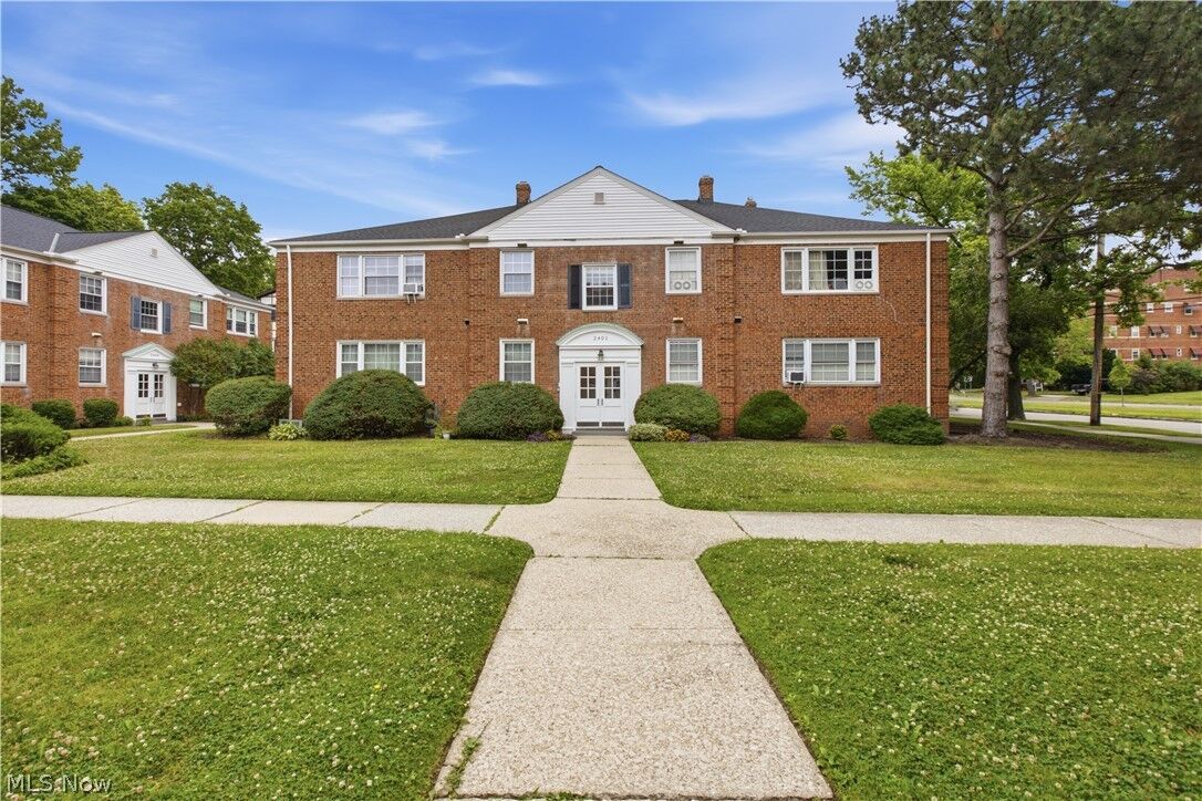 Property Photo: 2401 Euclid Heights Boulevard OH 44106