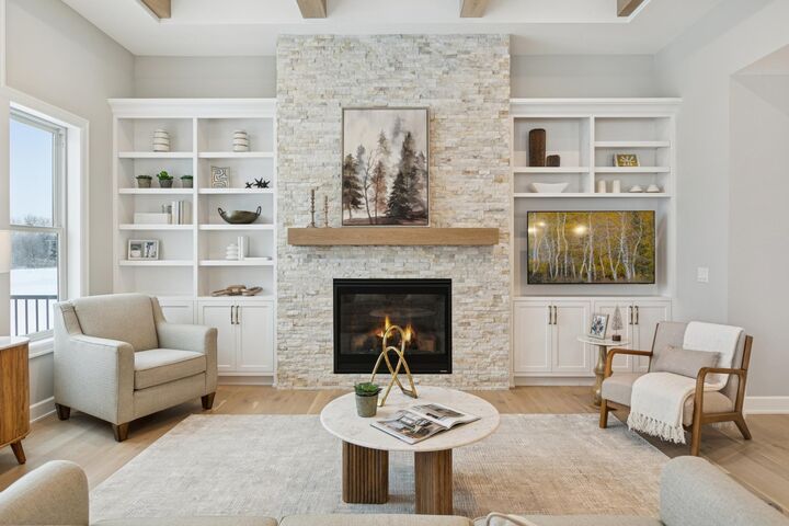 Property Photo:  3961 White Oak Lane  MN 55331 