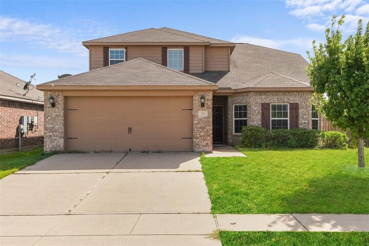 Property Photo: 137 Kennedy Drive TX 76084