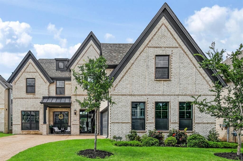 Property Photo:  1512 Rough Rider Court  TX 75009 