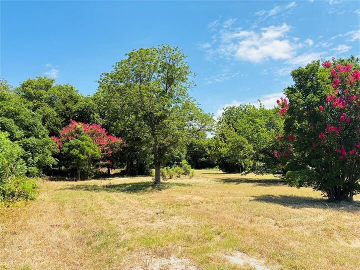 Property Photo: 52 Spring Creek Circle TX 75054