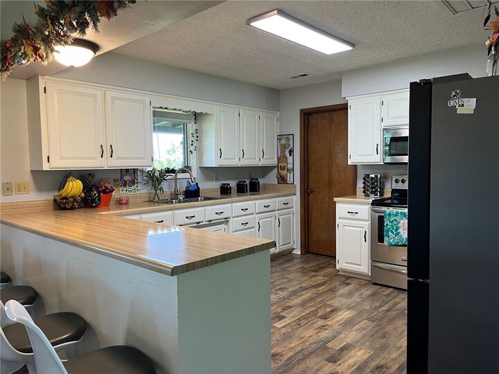 Property Photo: 8790 Fred Austin Road AR 72722