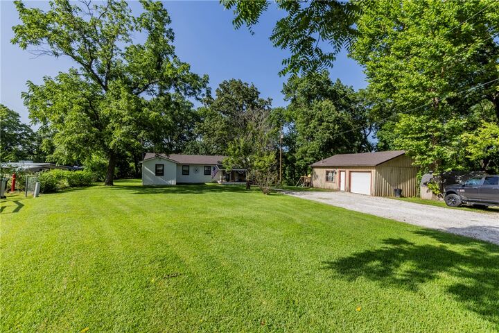 Property Photo: 11718 S Landers Road AR 72756